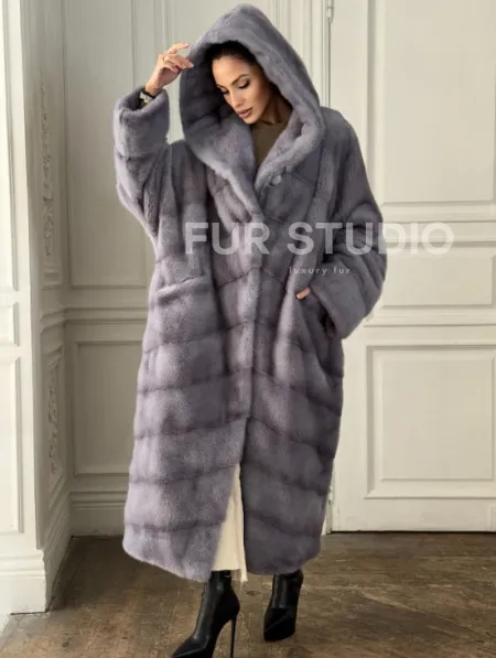 Длинная голубая норковая шуба с капюшоном PLUS SIZE - фото 1