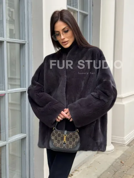 Графитовый норковый жакет с V-образным воротником - фото 2