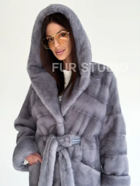 Удлиненная норковая шуба - кимоно с капюшоном - фото 2