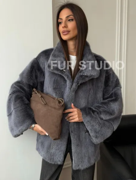 Короткая норковая шуба - стойка воротник - фото 9