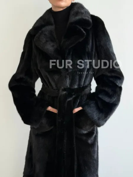 Черная шуба из меха норки - классический стиль - фото 1