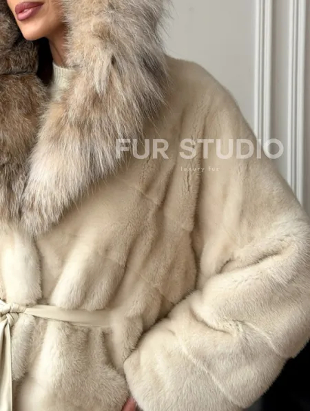 Длинная норковая шуба - капюшон из меха рыси - фото 1