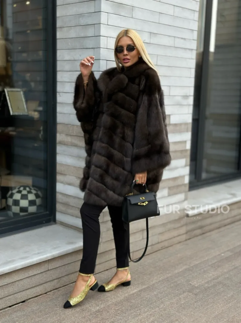 Шуба из натурального меха баргузинского соболя (седина 2) - фото 3