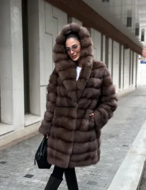 Шуба из меха куницы с капюшоном цвет трюфель - фото 4