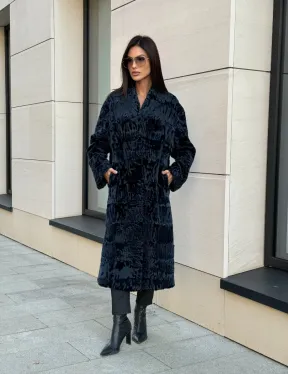 Пальто из меха каракуля с V-образным воротником, цвет Indigo Blue - фото 8