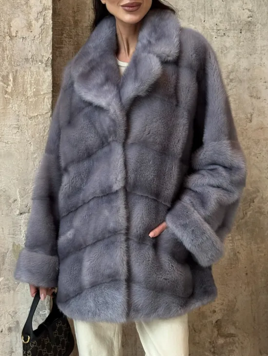 Натуральный полушубок из меха норки с английским воротником в цвете топаз - фото 1