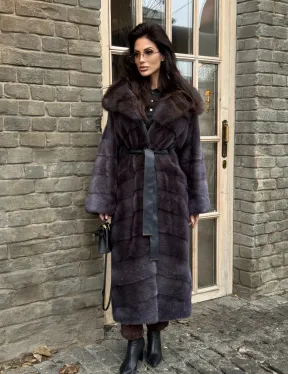 Удлиненная шуба из меха норки с капюшоном куница - фото 10