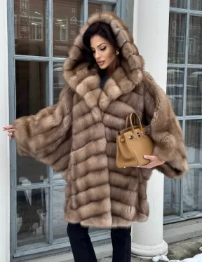 Шуба из меха куницы «летучая мышь» - фото 7