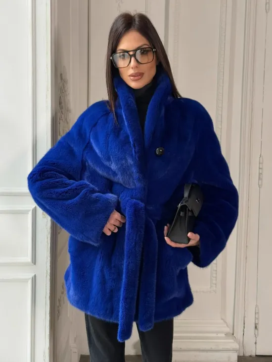 Полушубок из меха премиальной плюшевой норки Electric Blue - фото 10