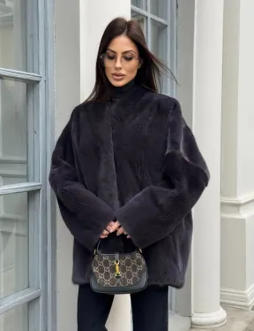 Графитовый норковый жакет с V-образным воротником - фото 4