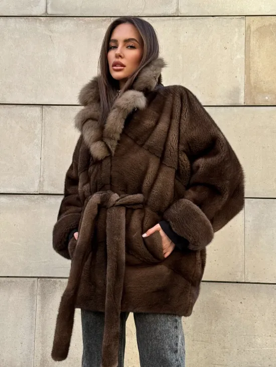 Коричневый норковый полушубок 