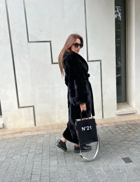 Шуба из норки Velvet с капюшоном в черном цвете - фото 10