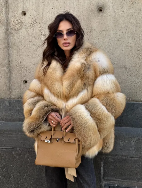 Шуба из меха лисы Golden Sunrise Premium с английским воротником - фото 11