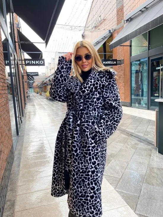 Двубортное пальто из экомеха - фото 1