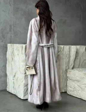 Светлая шуба из натуральной скандинавской норки - фото 5