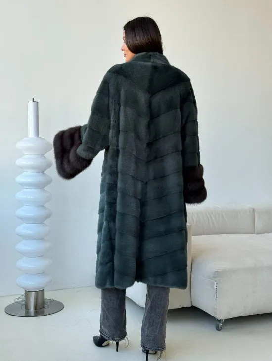 Норковая шуба с манжетами из куницы - цвет зеленый - фото 9