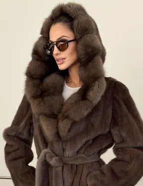 Коричневый норковый полушубок с мехом куницы - фото 5