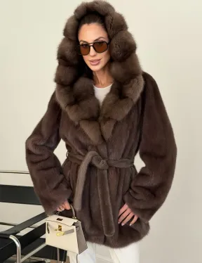 Коричневый норковый полушубок с мехом куницы - фото 2