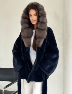Норковый полушубок синего цвета с капюшоном куница - фото 8