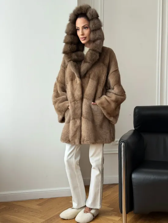 Шуба норковая с капюшоном куница - фото 4