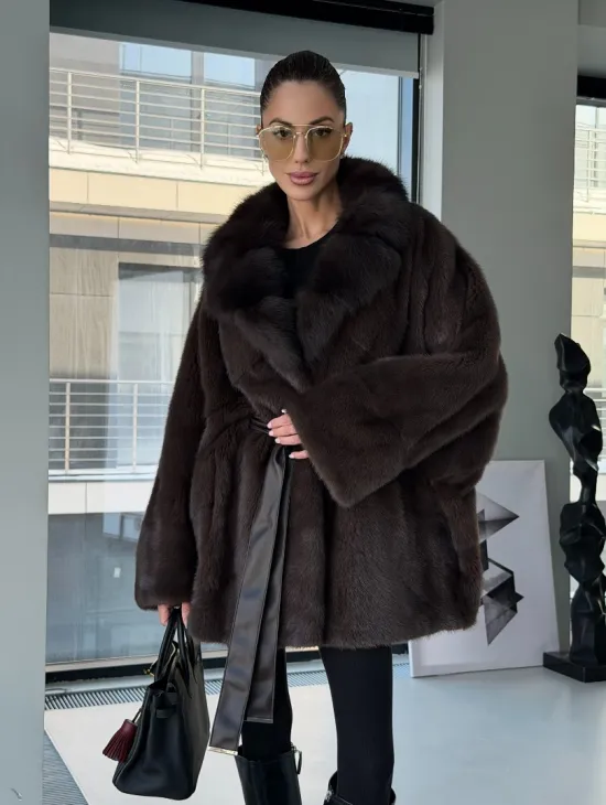 Норковое автоледи с воротником из куницы - фото 15