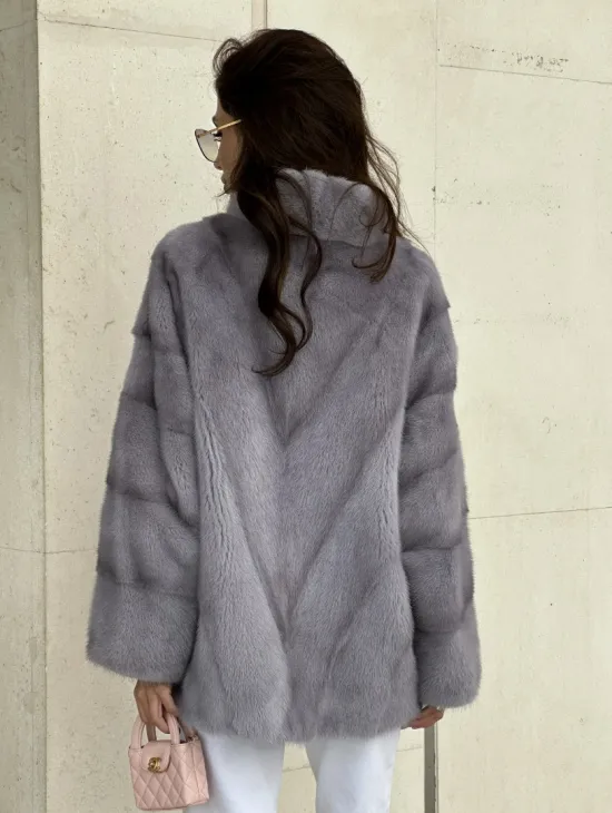 Короткая норковая куртка, стойка воротник - лавандовый оттенок - фото 4
